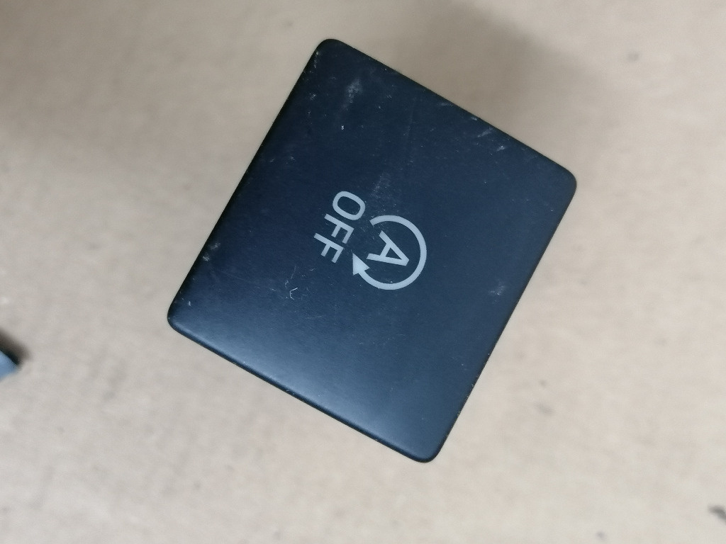 RV4163 BUTON DEZACTIVARE ESP ASC TOYOTA RAV 4 IV 2013 2014 2015 2016 2017 921-4B52