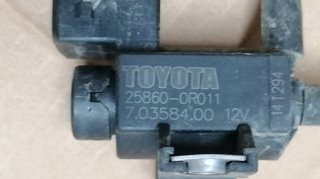 RV4212 ELECTROVALVA VACUUM CLAPETA EGR TOYOTA AVENSIS RAV 4 COROLLA VERSO 25860-0R011 70358400