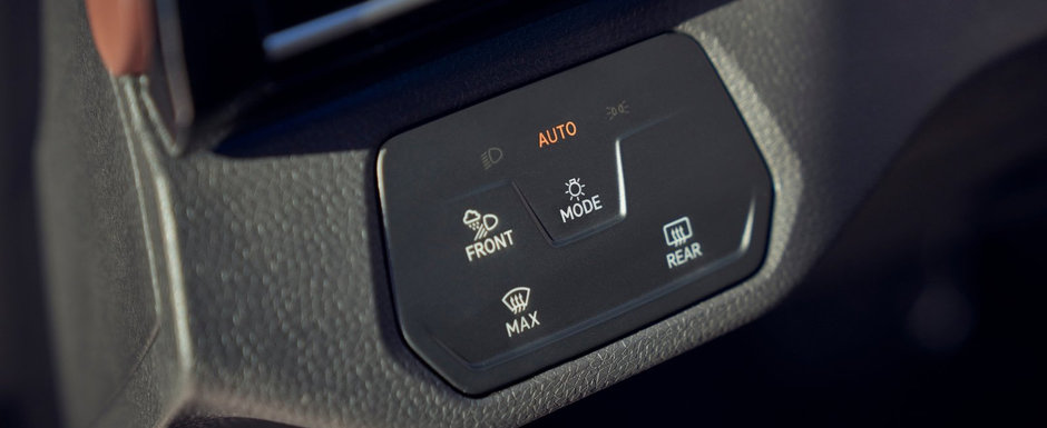 S-a ieftinit cu peste 10.000 de euro. Cat costa acum in Romania cea mai asteptata masina de la Volkswagen S-a ieftinit cu peste 10.000 de euro. Cat costa acum in Romania cea mai asteptata masina de la Volkswagen