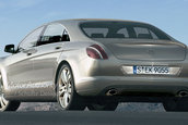 S-Class, inspirat de F700?