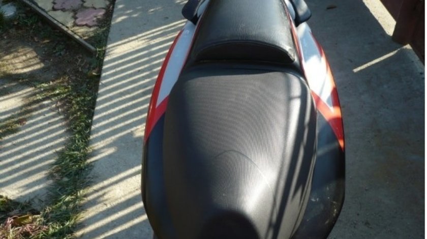 Sa sezut aprilia sr 2 49 cm,125.150 cm