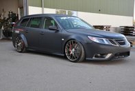 Saab 9-3 SportCombi cu motor de Dodge Viper