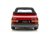 Saab 900 Turbo Convertible cu 395 de kilometri la bord