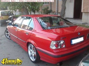 Sal. Ce  sa aleg dintre  2 bmw-uri, unul pisicuat 1.6 an 95, iar celalalt, 1.9 an 2001 ????