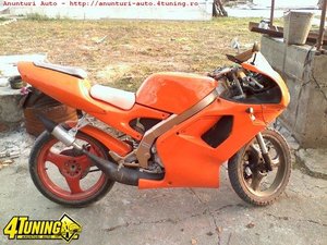 sal, merge sa pun un motor de atv 110cc pe o aprilia rs 125cc?