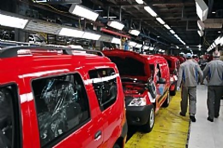 Salariatii de la Dacia vor munci pe branci: toate sambetele, din 23 mai pana la sfarşit de iulie Salariatii de la Dacia vor munci pe branci: toate sambetele, din 23 mai pana la sfarşit de iulie