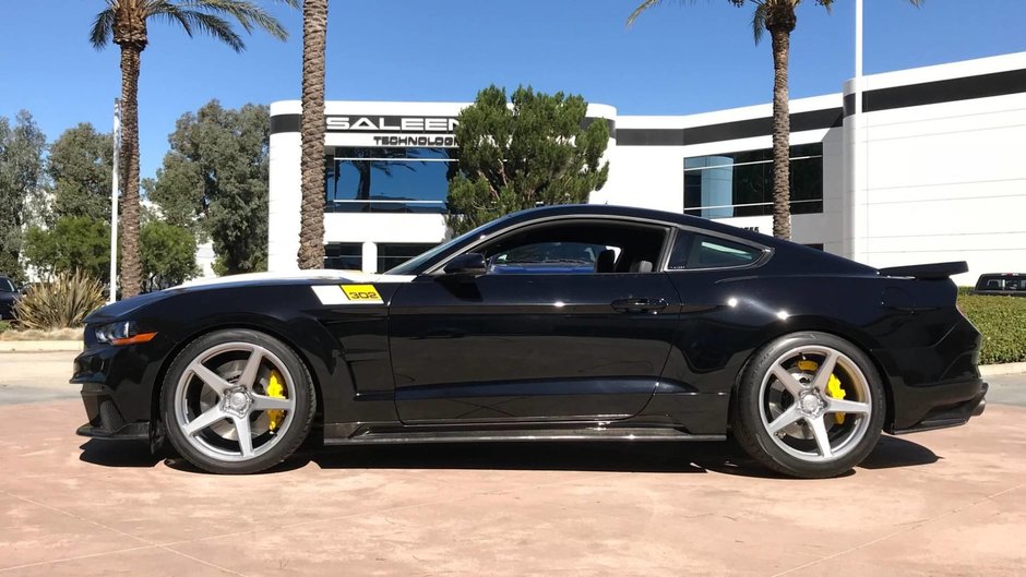 Saleen SA 35