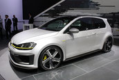 Salonul Auto de la Beijing 2014: VW Golf R400 Concept