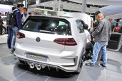 Salonul Auto de la Beijing 2014: VW Golf R400 Concept