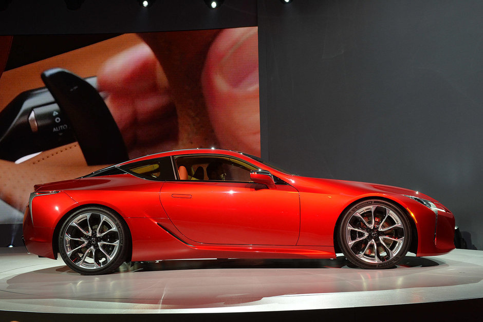 Salonul Auto de la Detroit 2016: Lexus LC 500 - Poze Reale