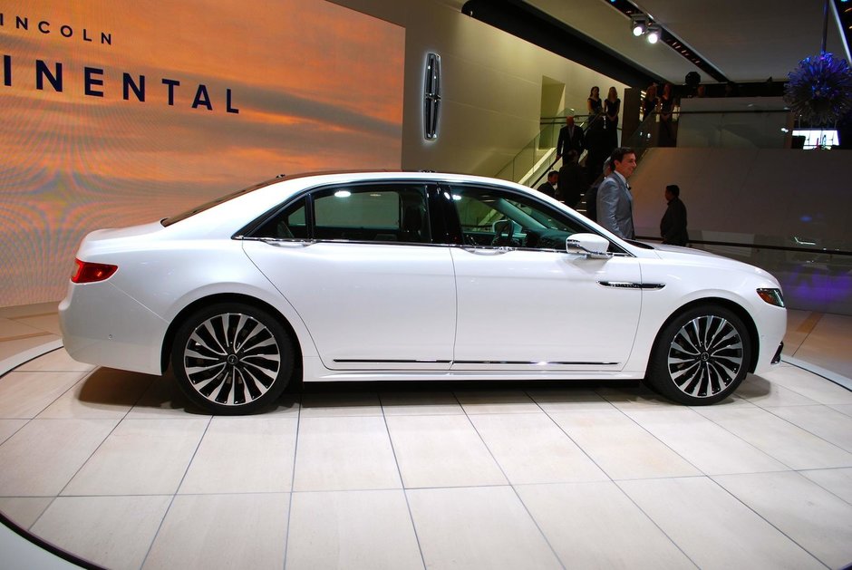 Salonul Auto de la Detroit 2016: Lincoln Continental - Poze Reale