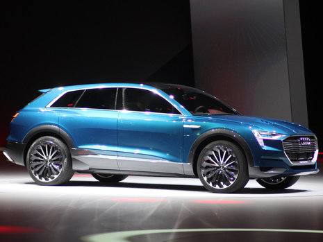 Salonul Auto de la Frankfurt 2015: Audi E-Tron Quattro Concept