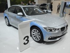 Salonul Auto de la Frankfurt 2015: BMW 330e