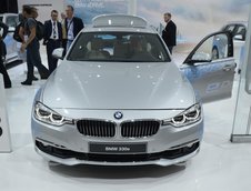 Salonul Auto de la Frankfurt 2015: BMW 330e