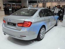 Salonul Auto de la Frankfurt 2015: BMW 330e