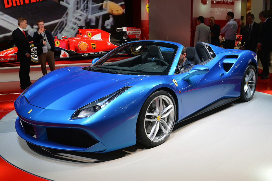 Salonul Auto de la Frankfurt 2015: Ferrari 488 Spider