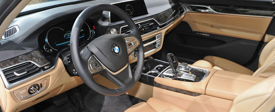 Salonul Auto de la Frankfurt 2015: Noul BMW Seria 7, imagini reale Salonul Auto de la Frankfurt 2015: Noul BMW Seria 7, imagini reale