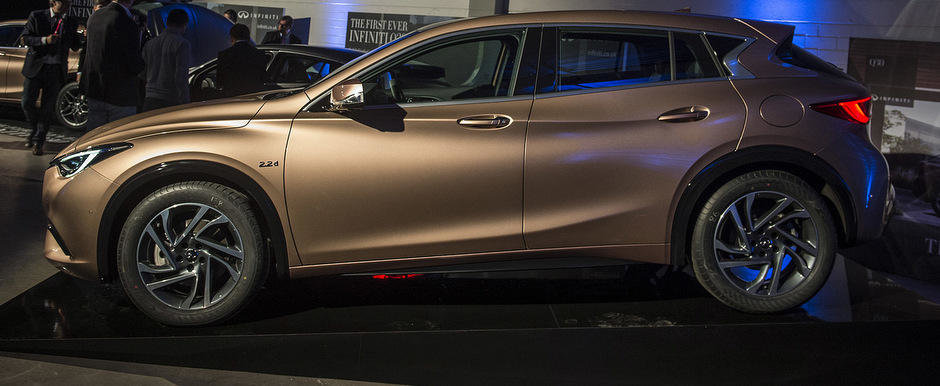 Salonul Auto de la Frankfurt 2015: Noul Infiniti Q30, imagini reale