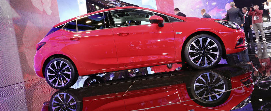 Salonul Auto de la Frankfurt 2015: Noul Opel Astra, imagini reale