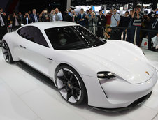 Salonul Auto de la Frankfurt 2015: Porsche Mission E Concept