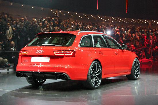 Salonul Auto de la Geneva 2013: Audi RS6 Avant