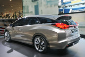 Salonul Auto de la Geneva 2013: Honda Civic Tourer Concept