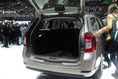 Salonul Auto de la Geneva 2013: Standul Dacia