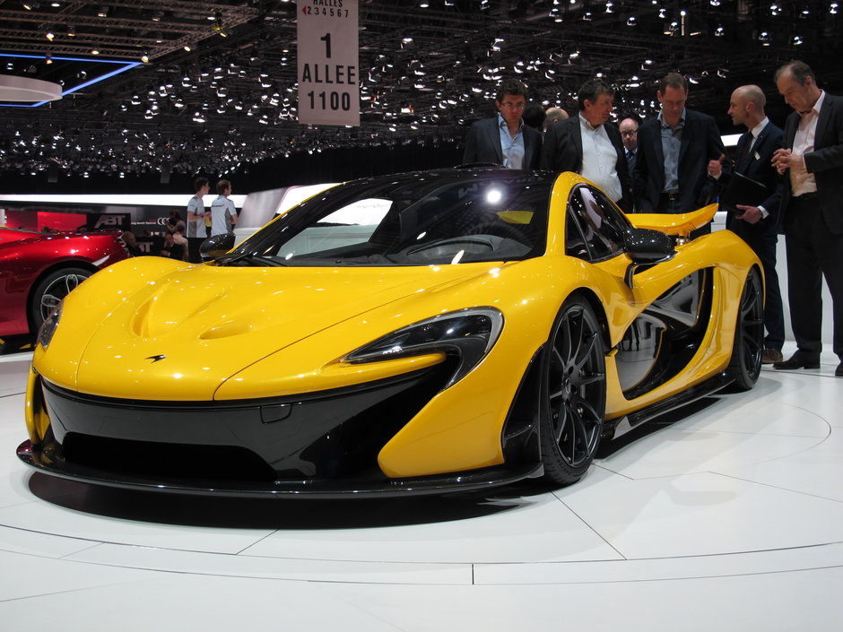 Salonul Auto de la Geneva 2013: standul McLaren