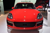 Salonul Auto de la Los Angeles 2014: Porsche 911 Carrera si Cayenne GTS