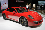 Salonul Auto de la Los Angeles 2014: Porsche 911 Carrera si Cayenne GTS