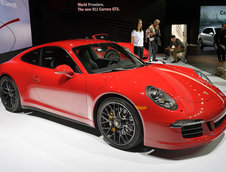 Salonul Auto de la Los Angeles 2014: Porsche 911 Carrera si Cayenne GTS