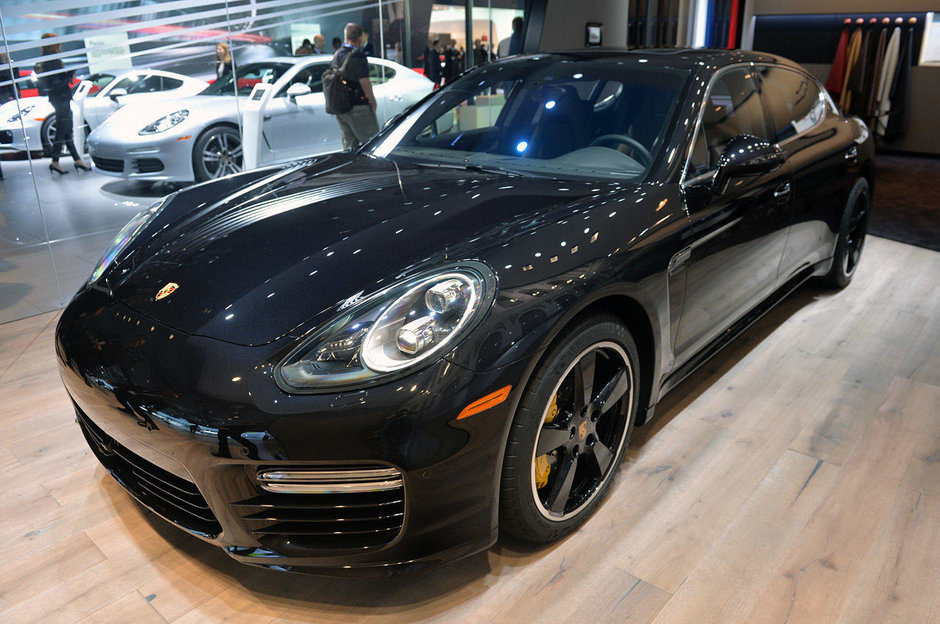 Salonul Auto de la Los Angeles 2014: Porsche Panamera Exclusive Series