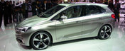 Salonul Auto de la Paris 2012: Concept Active Tourer este primul BMW cu tractiune fata din istorie