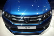 Salonul Auto de la Paris 2012: Imagini de la standul Dacia