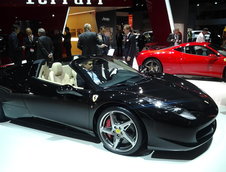 Salonul Auto de la Paris 2012: Imagini de la standul Ferrari