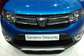 Salonul Auto de la Paris 2012: Imagini de la standul Dacia