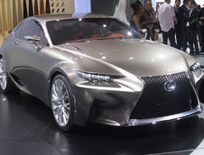 Salonul Auto de la Paris 2012: Lexus LF-CC Concept