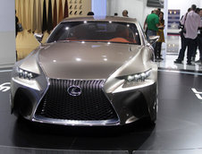 Salonul Auto de la Paris 2012: Lexus LF-CC Concept