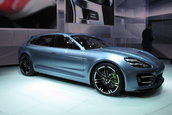 Salonul Auto de la Paris 2012: Porsche Panamera Sport Turismo