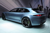 Salonul Auto de la Paris 2012: Porsche Panamera Sport Turismo