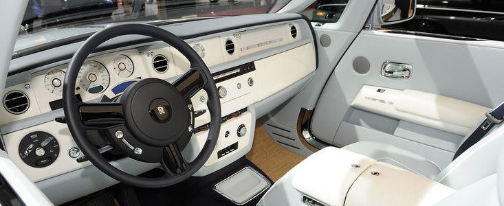 Salonul Auto de la Paris 2012: Rolls Royce omagiaza curentul Art Deco cu o serie speciala Salonul Auto de la Paris 2012: Rolls Royce omagiaza curentul Art Deco cu o serie speciala