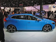 Salonul Auto de la Paris 2012: Volvo V40 R-Design