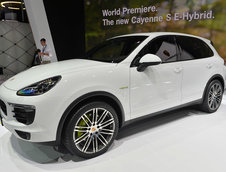 Salonul Auto de la Paris 2014: Porsche Cayenne S E-Hybrid