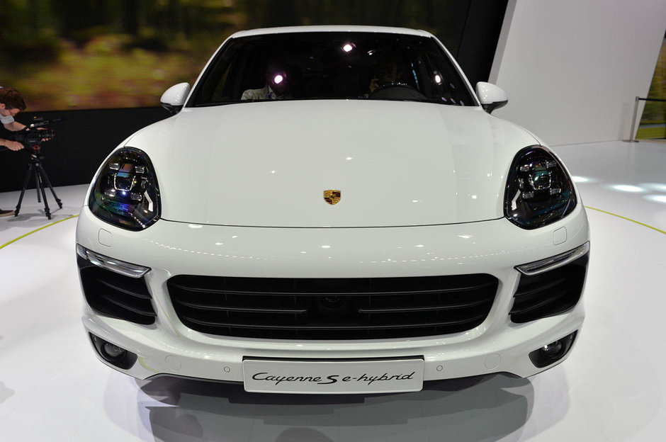 Salonul Auto de la Paris 2014: Porsche Cayenne S E-Hybrid