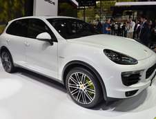 Salonul Auto de la Paris 2014: Porsche Cayenne S E-Hybrid