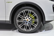 Salonul Auto de la Paris 2014: Porsche Cayenne S E-Hybrid