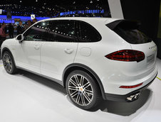 Salonul Auto de la Paris 2014: Porsche Cayenne S E-Hybrid