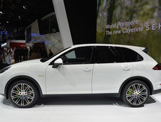 Salonul Auto de la Paris 2014: Porsche Cayenne S E-Hybrid