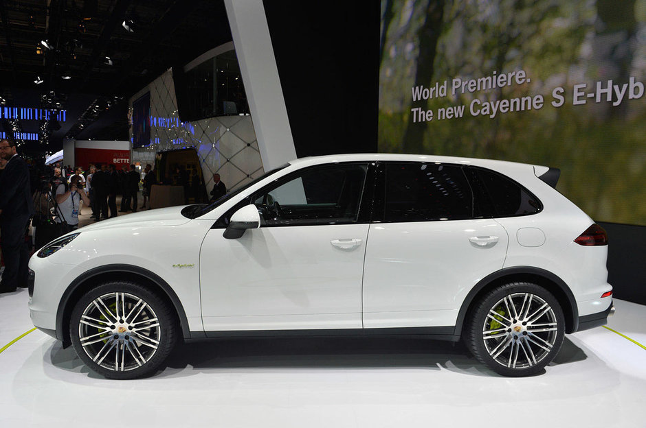 Salonul Auto de la Paris 2014: Porsche Cayenne S E-Hybrid