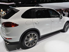 Salonul Auto de la Paris 2014: Porsche Cayenne S E-Hybrid